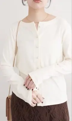 natural couture シルバー釦カットソーカーディガンのサムネイル