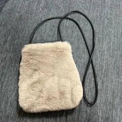 ベージュ ファー ショルダーバッグ　美品