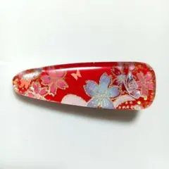 レジンヘアクリップ　ヘアピン hairclip 和風 友禅和紙　赤に舞う
