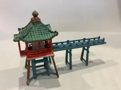 素人組立完成品】梅桜堂 田舎の木造小型駅舎 1/80 ST-042-80C - メルカリ