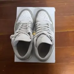 Nike Air Jordan 1 Low グレー/ホワイト