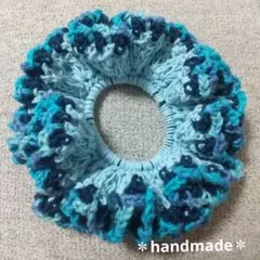 ブルー系たっぷりフリルのシュシュ