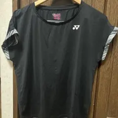 YONEX ブラック Tシャツ Mサイズ