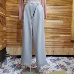 新品 ワイドパンツ