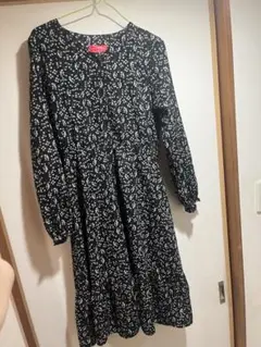 花柄ワンピース ひざ丈ワンピース