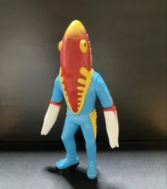 メトロン星人 初版プラタグ版 1983 日本製 硬質 800シリーズ 生産終了