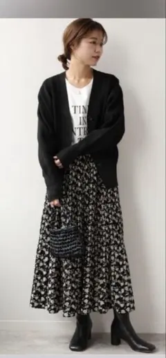 ⭐︎新品⭐︎ ジャーナルスタンダード レリューム　マジョリカプリーツフラワー