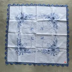 新品　Hungary embroidery テーブルクロス ハンドメイドのサムネイル