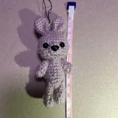 ハンドメイド あみぐるみ ウサギ　キーホルダー付