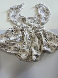 花柄ロンパース F (70-80cm)