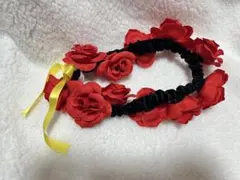 ディズニー　美女と野獣　ヘアバンド　カチューシャ　バラ