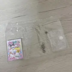 サンリオ　いちご新聞　豆本　キーホルダー　ガチャ