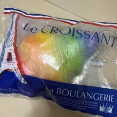 BLOOM Le CROISSANT レインボー スクイーズ - メルカリ