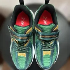 瞬足　キッズスニーカー　19cm