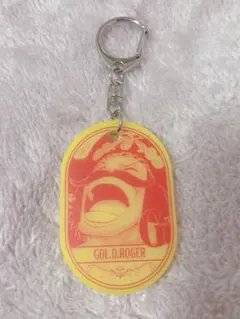 ONE PIECE イニシャルアクリルキーホルダー　ロジャー