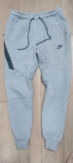 Nike テックフリース　パンツ　S
