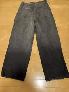 グラデーションブラック ワイドレッグデニムパンツ