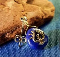 天空の城ラピュタ　飛行石　ピアス　ラピスラズリ　片耳用 GBL】天空の城ラピュタ My Treasure ピアス 飛行石ラピスラズリ≪片耳