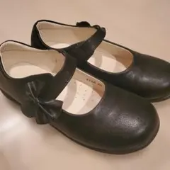 黒いリボン付きフォーマルシューズ 22.5cm