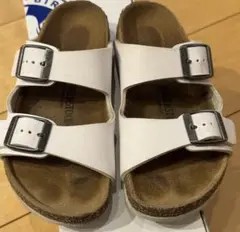 キッズサンダル　BIRKENSTOCK アリゾナ　ホワイトのサムネイル