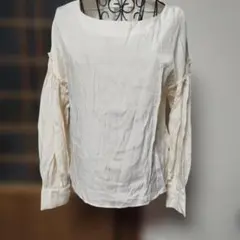 marble ink 長袖 ブラウス アイボリー サイズ2のサムネイル