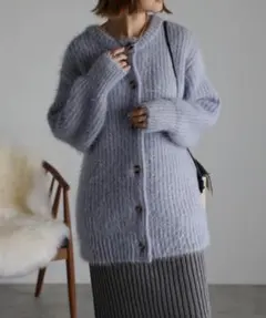 青 カーディガン