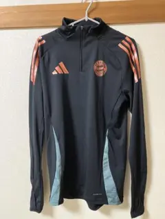 バイエルンミュンヘン　ハーフジップウェア M