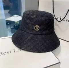 Item thumbnail for item ddb470d6-8a54-46a9-8dd5-c4efd88af3c5