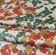 3640☆正絹☆可愛い梅花文☆ハギレ　　37×163