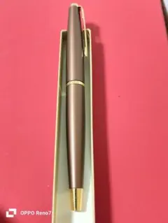 Item thumbnail for item cb0abdf7-7c67-4f09-a750-4830d5944673