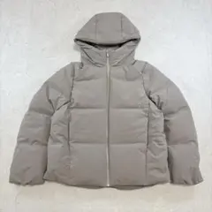 ユニクロ UNIQLO シームレスダウンパーカ グレー M フェザー 撥水 防風