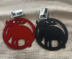 moz コースター 2枚セット 赤 黒