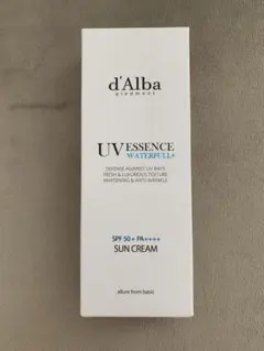 ダルバ　ウォータフルUVエッセンス　サンクリーム