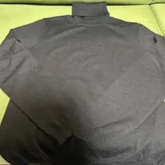 UNIQLO 毛100% 黒タートルネック　Ｌサイズ
