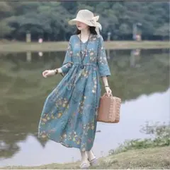 ロング　ワンピース　七分袖 花柄　Vネック　体型カバー　ウエストマーク　グリーン