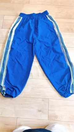 青色ジャージ サイドストライプ付き　シーイン