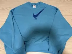 NIKEレディーストレーナーのサムネイル