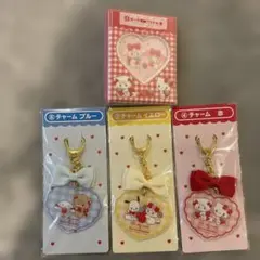 サンリオ1番くじ　チャーム3点　カードファイル赤　4点セット