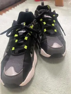 Reebok スニーカー ブラック/グレー/ライム