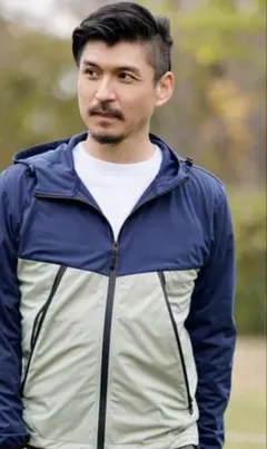 Gush Force 超撥水パーカー（ネイビー×グリーン）