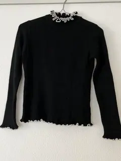 【美品】黒リブ編みフリルニット長袖
