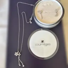 courrèges フラワーモチーフ ネックレス ピアスセット