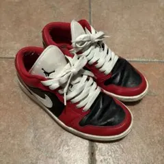 NIKE WMNS AIR JORDAN 1 LOW 