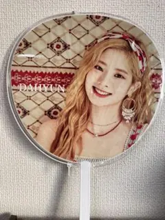 TWICE 1st アリーナツアー2018 ダヒョンうちわ（ケース付き）