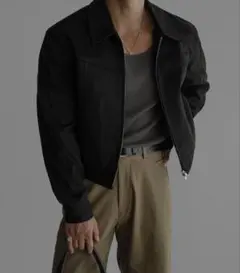 黒いジッパー付きジャケット Mサイズ