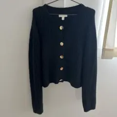 ニットカーディガン　金ボタン