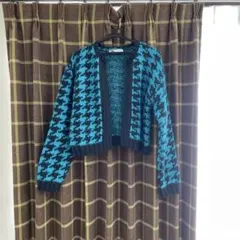 青と黒のハウンドトゥースカーディガン