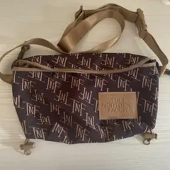 ノースフェイス　小型ポーチ