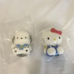 ハローキティとポチャッコのカプセルトイセット