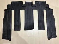ハイエース3点セット ダッシュマット、ゴミ箱、肘置き - メルカリ